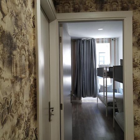 Majestic Hostel Порто Екстериор снимка